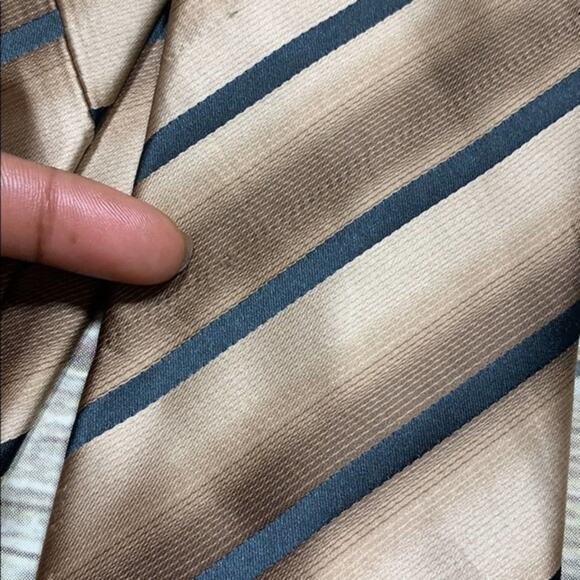 Stafford Essentials Tan/Brown Striped tie - Picture 2 of 5